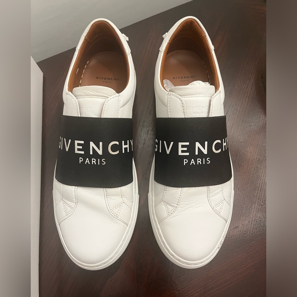 Givenchy Urban Street Sneakers